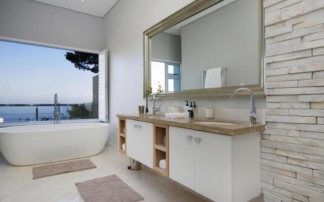 Sunset Bay Villa - Camps Bay