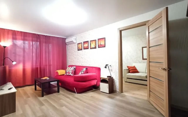 Диван и Чемодан на пр-кте Красный, 59