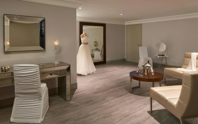Courtyard by Marriott Oshawa
