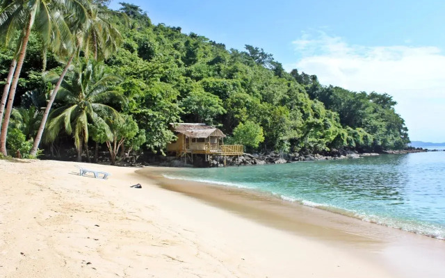 Blue Cove Island Resort