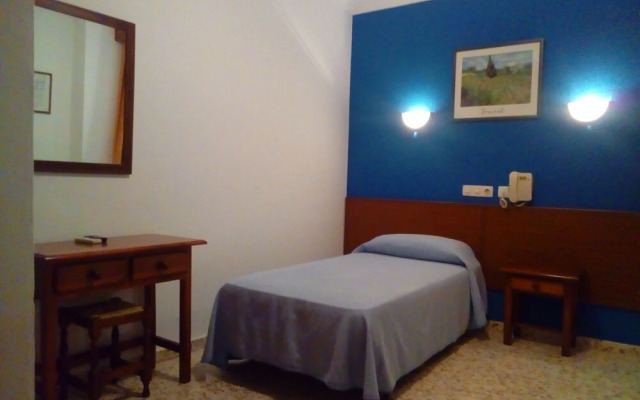 El Faisan C&R Hotel
