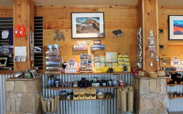 Whitney Portal Hostel And Hotel