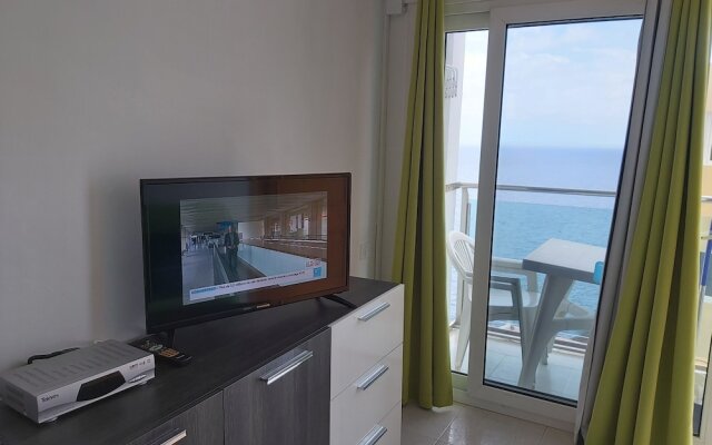 Flipper Top Suites