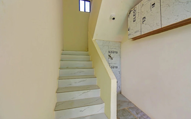 Fabhotel Shree Sai Inn