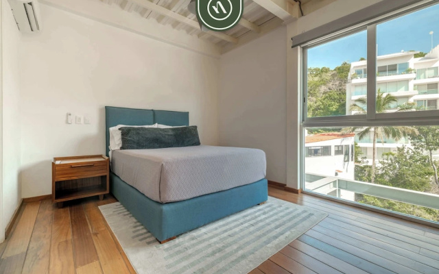 3 BR Condo - Private Terrace and Pool - Oceanview