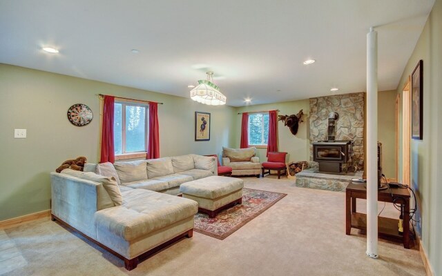 Quandary Summit Lodge 6 Bedroom Home