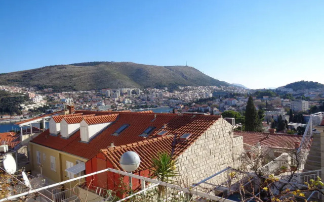Anna Guesthouse
