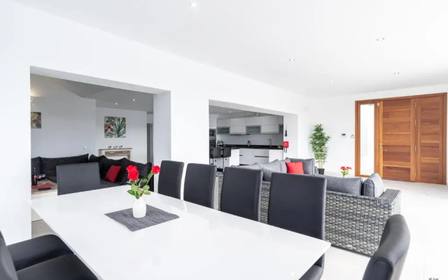 Villa Rossa - Villas Now - LH215 By Villas Now Ltd