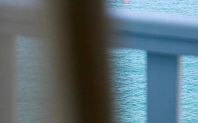 Paradissos Hotel