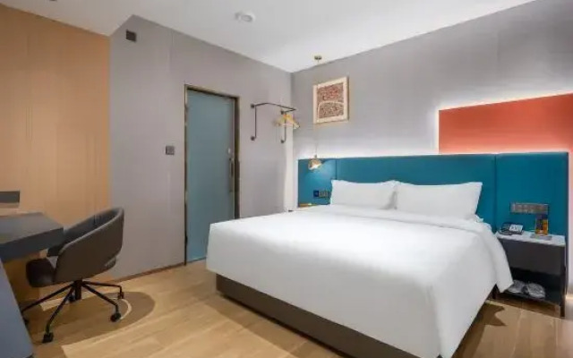 CHEERMAY Hotel (Tunchang Zhengfu Pedestrian Street)