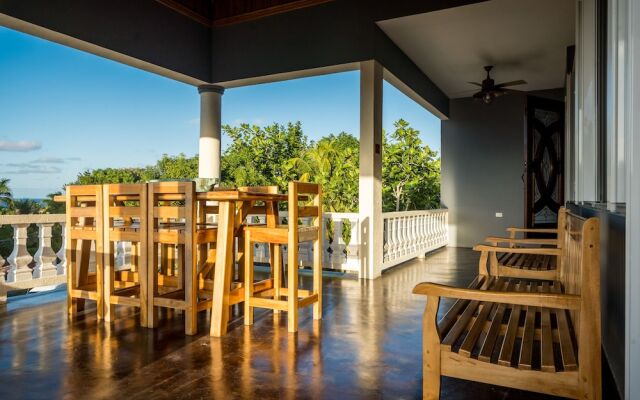 Blue Paloma Bed & Breakfast