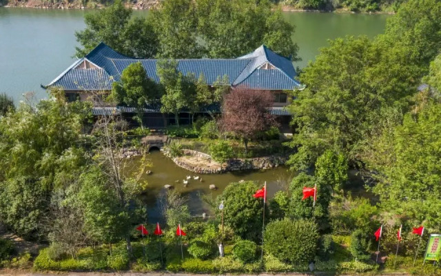 Zhaomusi Resort Hotel