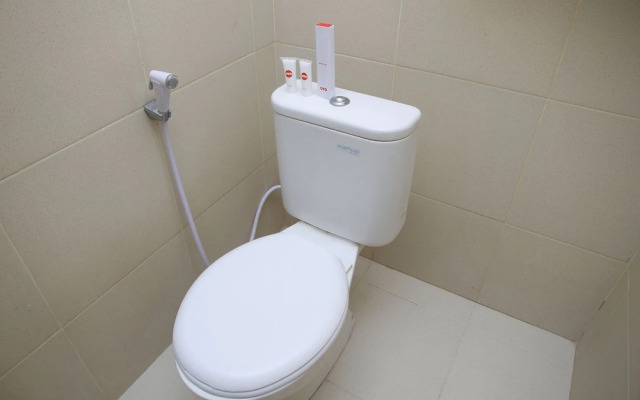 Zamrud Hotel by OYO Rooms