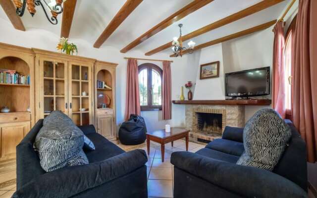 Villa - 6 Bedrooms with Pool and WiFi - 106408