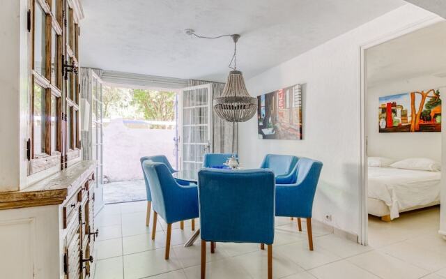 Villa With Guest Accommodation and Heated Pool in Sainte Maxime