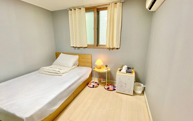 Starria Hostel Foreign Guest Only