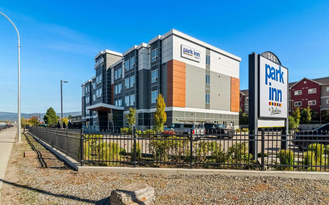 Park Inn by Radisson, Kelowna