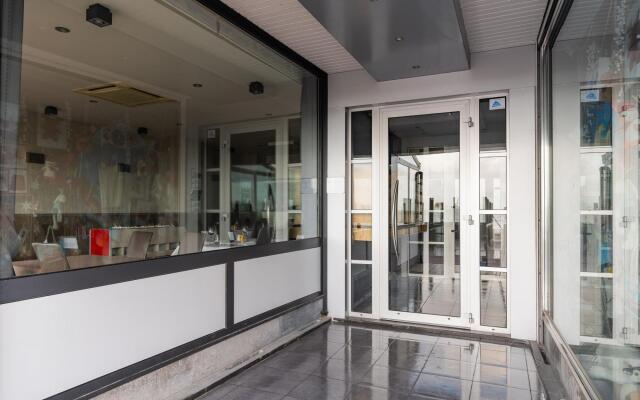 Sea-view apartment in Blankenberge with balcony