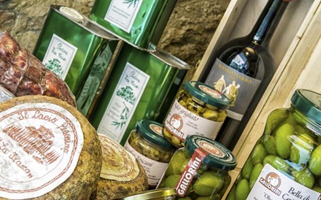 Splendid Villa With View in Castiglioncello sul Trinoro-vallocchie