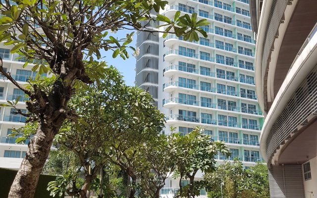 Maui Condotel @ Azure Urban Resort Residence