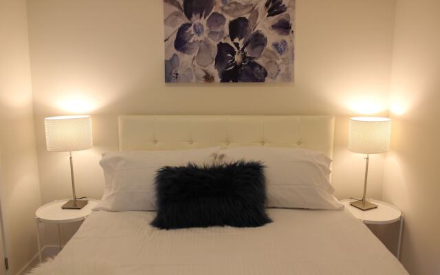 Executive Skyline Suites