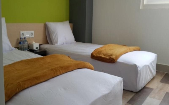 Save Hotel