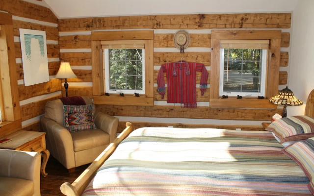 Riverside Meadows Cabins