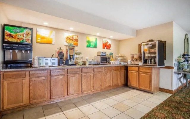 Rodeway Inn