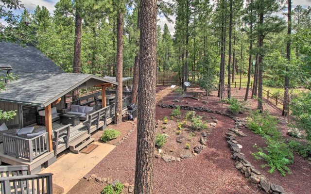Chic Pinetop Retreat w/ Separate Apartment!