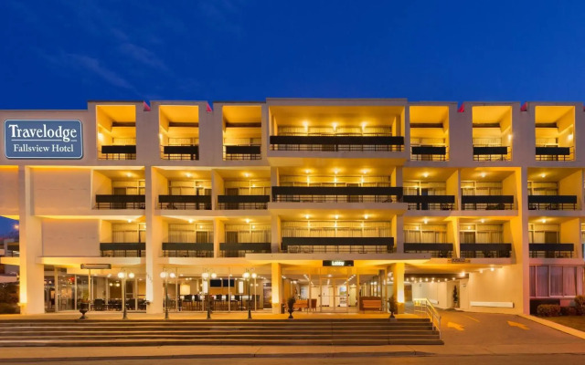 Travelodge by Wyndham Niagara Falls Fallsview
