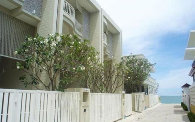 Baan Sea Talay Hua-Hin