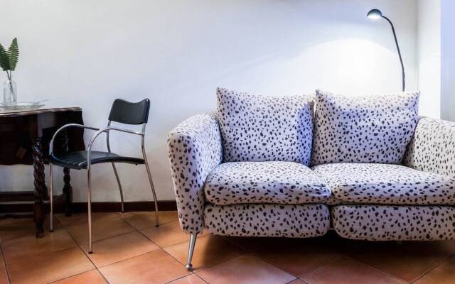 Hintown Navigli by Night