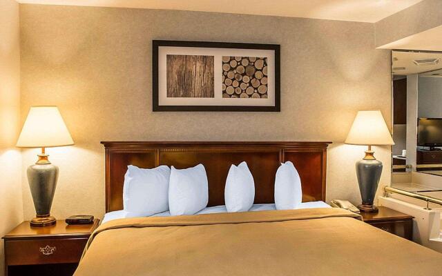 Quality inn & Suites Cincinnati I-275