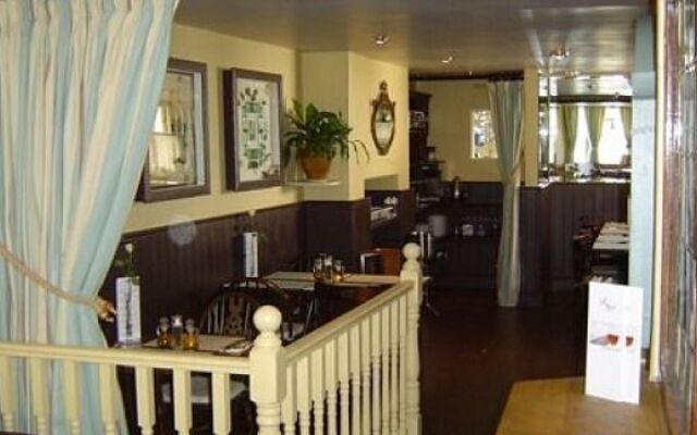 The Ship at Newnham