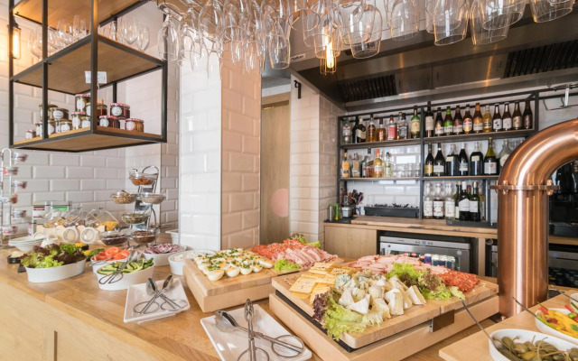 Smart Hotel Garnizon