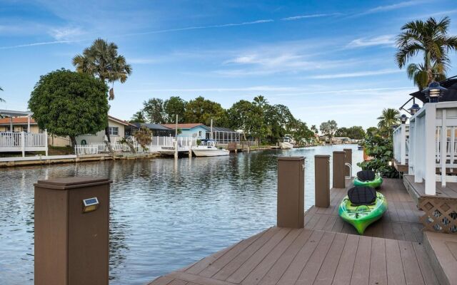 Fort Lauderdale 4Bd Villa Waterfront Dock Pool