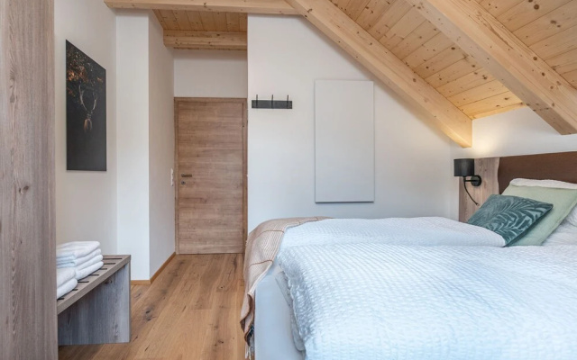 Detached Chalet w Combi Sauna, Near Ski Lift, Haus Liene - фото 4