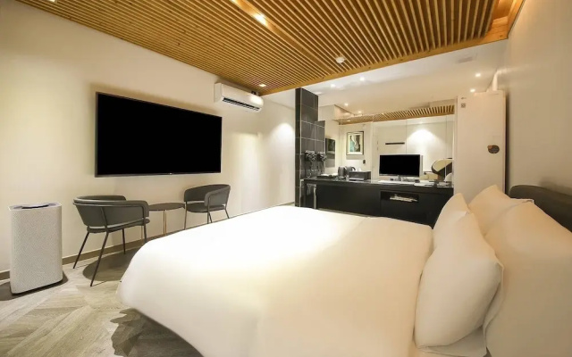 Hotel Azit - Sinsigaji