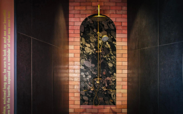 Miss Midgley's - Drawing Room