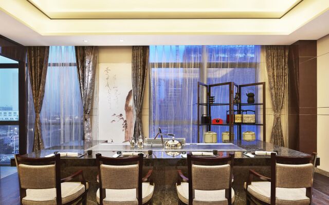 Sheraton Grand Zhengzhou Hotel