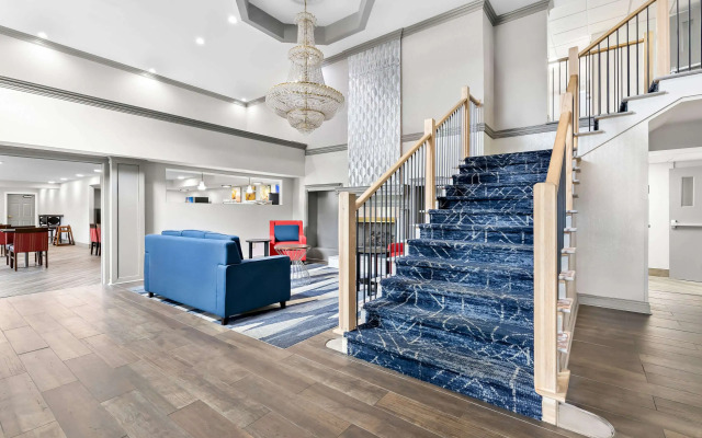 Comfort Inn & Suites Nashville Near Tanger Outlets  I-24 Antioch