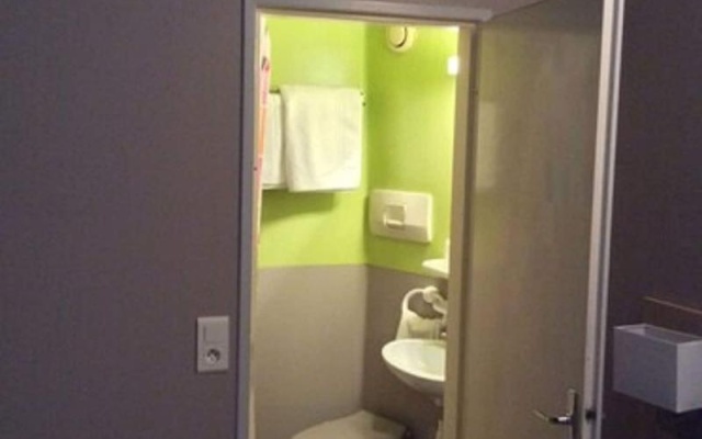 Standard Single room (single bed)