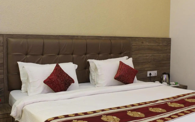 Regal Hotel & Restaurant