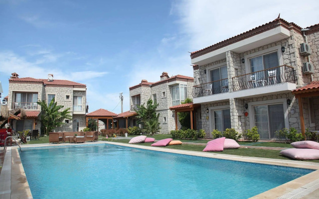 Kemerlihan Deluxe Hotel