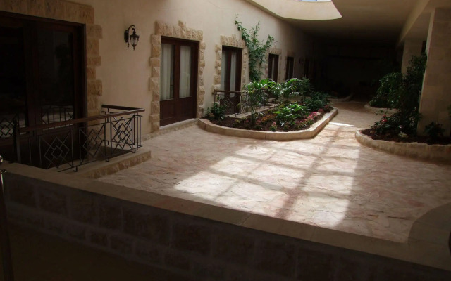 Manger Square Hotel