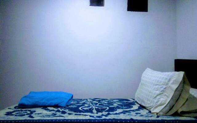 Kfe L Hostel