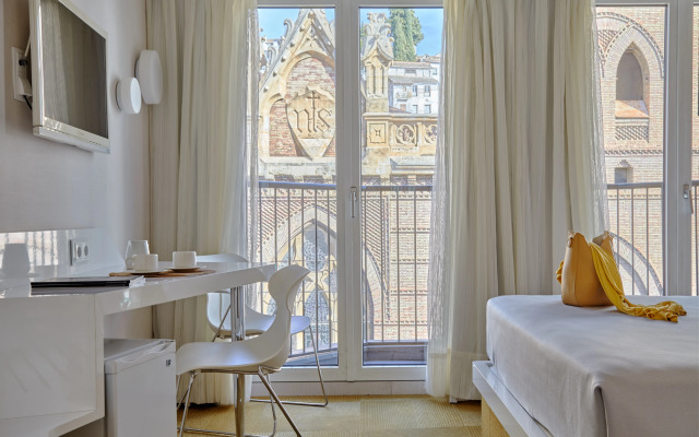 Hotel Macià Granada Five Senses Rooms & Suites