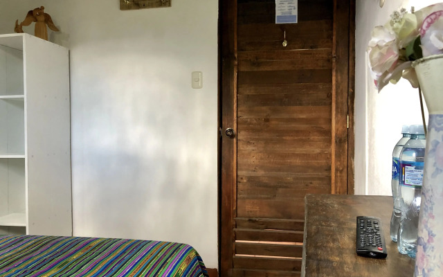 Hostal Antigueño - Hostel