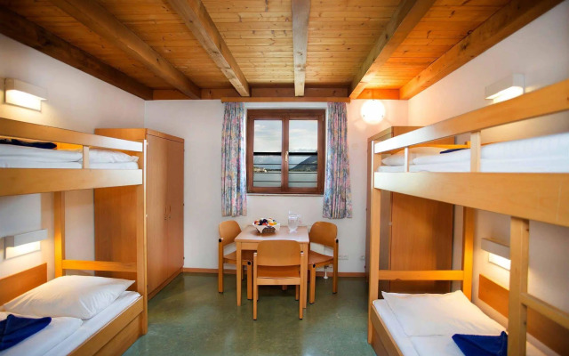 JUNGES HOTEL ZELL AM SEE - Hostel