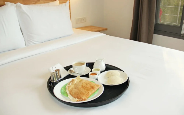 OYO Flagship 2207 Hotel Transit